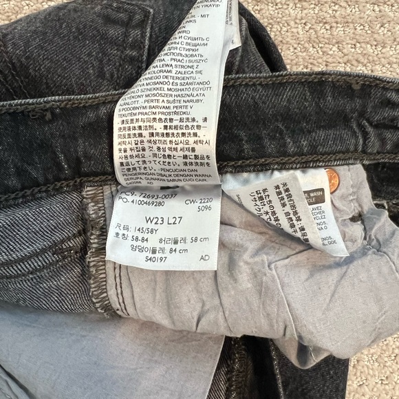 Levi's Ribcage Straight - Picture 7 of 7